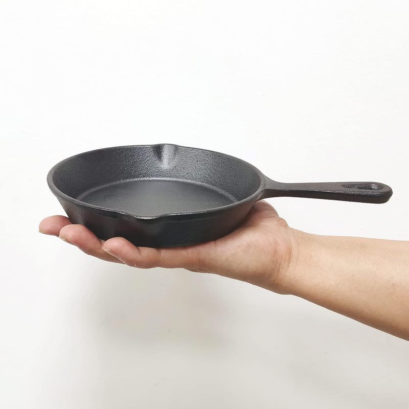 6 inch gietijzeren koekenpan,  - Camping Cooking Cast Iron recensie en prijs